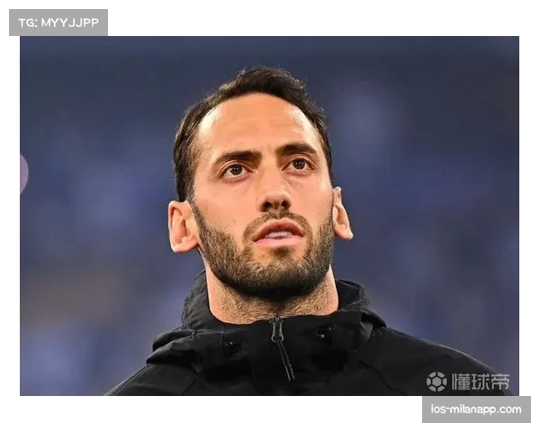 博德闪耀战术纪律严明执行到位 限制国米核心恰尔汗奥卢